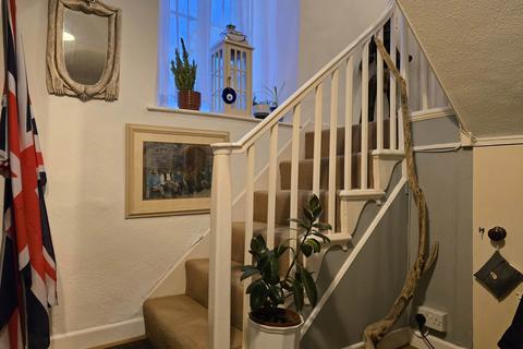 2 bedroom flat for sale, Barnstaple Street, Bideford