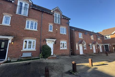 4 bedroom townhouse for sale, Swansea Road, Merthyr Tydfil CF48