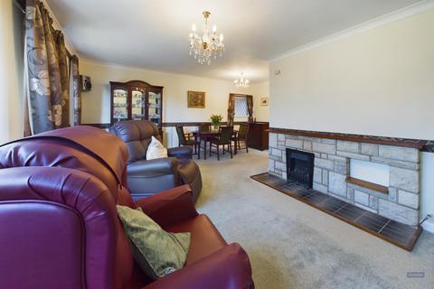 34 Hocombe Drive, Chandler's Ford, Eastleigh, SO53 5QE