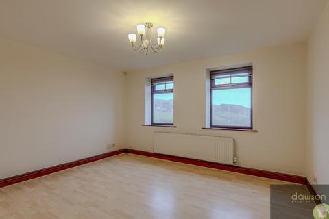 2 bedroom apartment to rent, Bradshaw Lane, Halifax