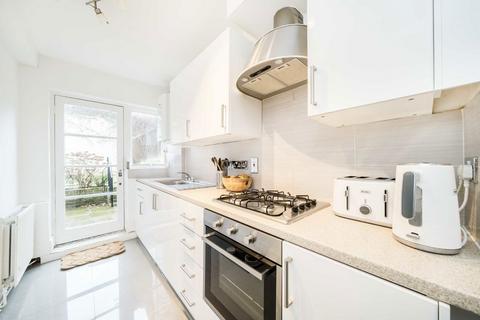 3 bedroom flat to rent, Colville Road, London W11