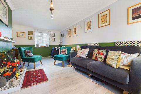 4 Devon Avenue, Cheltenham, GL51 8AP