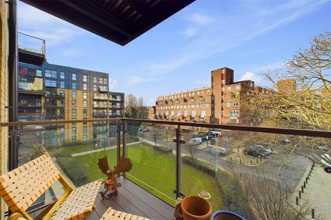 1 bedroom flat for sale, Oakley House, 4 Hotspur Street, London, SE11 6BT