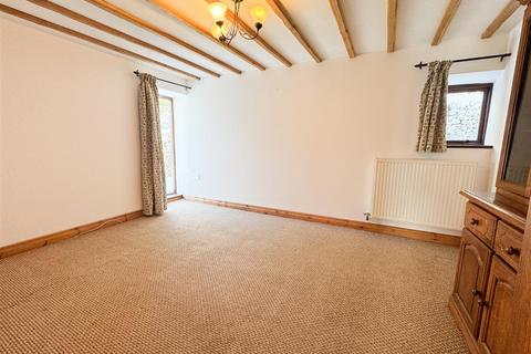 2 bedroom barn conversion to rent, Wormhill, Buxton