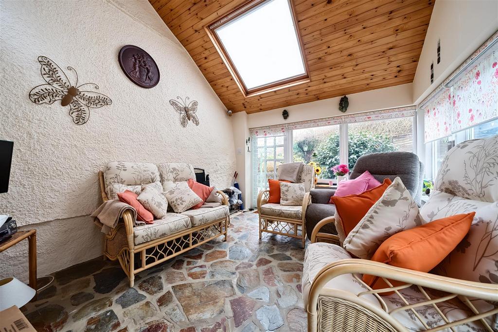 Wheelwrights Sun Room.jpg