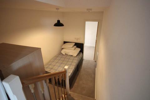 Studio to rent, James Street, Bradford, West Yorkshire,