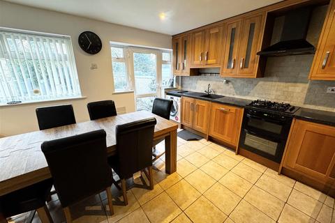 3 bedroom detached house to rent, Minton Road, Birmingham