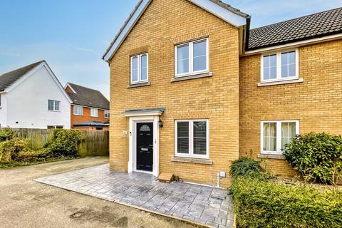 3 bedroom semi-detached house for sale, Falcon Grove, Stowmarket, IP14