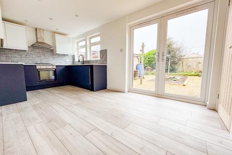 3 bedroom house for sale, Crossley Close, Winterbourne, Bristol, Gloucestershire, BS36