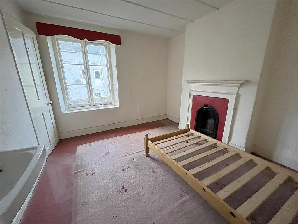 Bedroom Two.jpg
