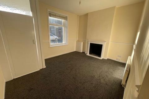 2 bedroom terraced house to rent, Bridge Street, Rishton Blackburn