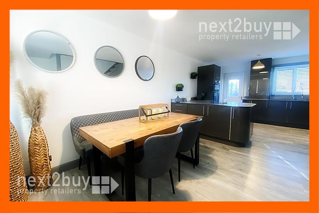 Kitchen, Breakfast &amp; Family Room
