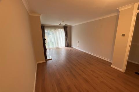 2 bedroom semi-detached bungalow for sale, Nyssa Close, Woodford Green, Essex