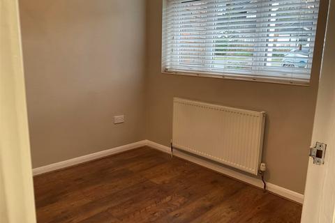 4 Nyssa Close, Woodford Green, IG8 8DQ