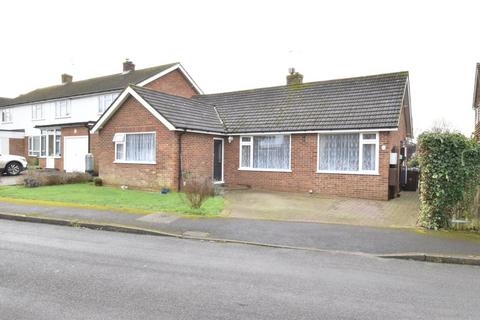 3 bedroom detached bungalow for sale, Cherry Tree Road, Charing Heath, TN27