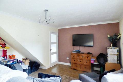 3 bedroom terraced house to rent, Farnham Walk, West Hallam, DE7 6QL