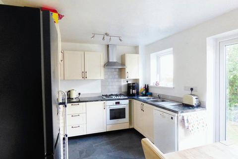 3 bedroom terraced house to rent, Farnham Walk, West Hallam, DE7 6QL