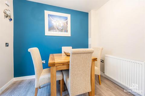 23 Brocks Road, Perth, PH2 0GD