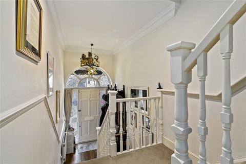 8 Millside Place, Isleworth, TW7 6BU
