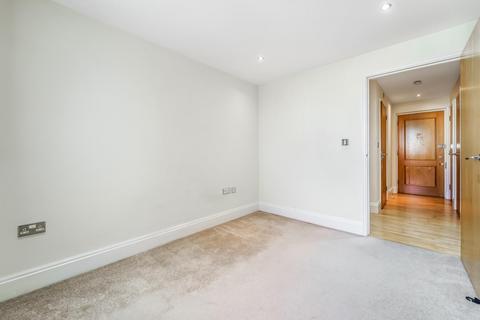 42, Dorey House High Street, Brentford, TW8 8LD