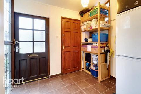 140 Hazelwood Close, Cambridge, CB4 3SP