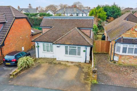 4 bedroom detached bungalow for sale, Nicol Road, Chalfont St Peter SL9