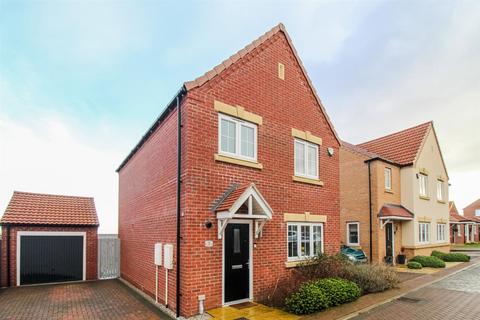 3 bedroom detached house for sale, Haywood Drive, Wakefield WF1