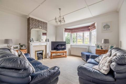 33 Clewer Hill Road, Windsor, SL4 4BU