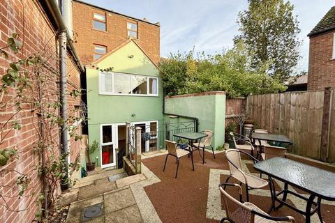 3 bedroom property for sale, High Street, Stalham, NR12