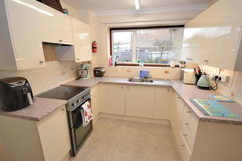 3 bedroom detached house for sale, Vespasian Way, Dorchester