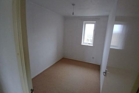 2 bedroom flat for sale, 186 Ascot Court, Aldershot, Hampshire, GU11 1HS