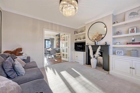 109 Rayleigh Road, Hutton, Brentwood, CM13 1LX