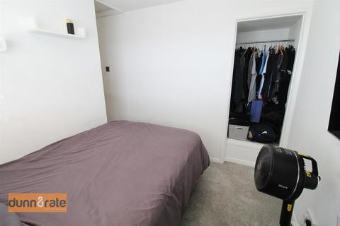 5 Hadden Close, Werrington, Stoke-on-trent, ST9 0PG