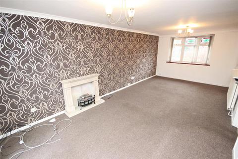3 bedroom terraced house to rent - Long Meadow, Rowley Regis B65