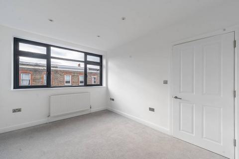 2 bedroom flat for sale, Eloise House, London SE25