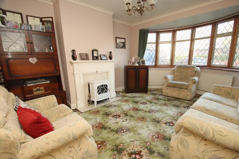 3 bedroom semi-detached house for sale, Lynton Avenue, Orpington, BR5