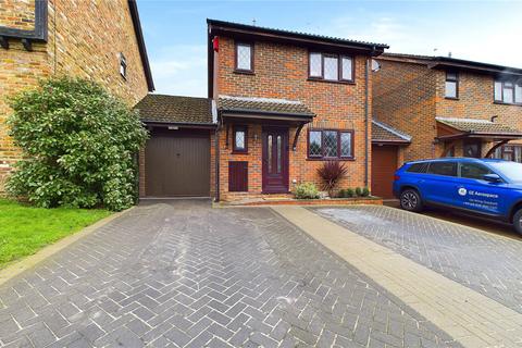 3 bedroom link detached house for sale, Spruce Drive, Surrey GU18