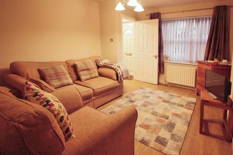 2 bedroom townhouse for sale, Pinders Green Fold, Leeds LS26