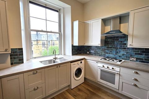 1 bedroom flat to rent, Comely Bank Avenue, Edinburgh EH4