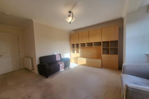 2 bedroom flat to rent, Millar Crescent EH10