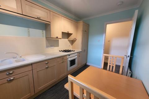 2 bedroom flat to rent, Millar Crescent EH10