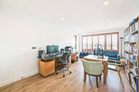 1 bedroom flat for sale, Ebony Crescent, East Barnet, Barnet, EN4