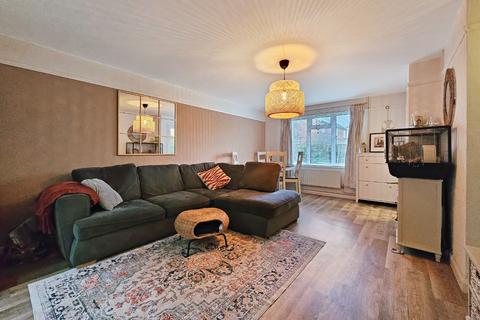 3 bedroom semi-detached house for sale, 23 Wheelers Way, Cambridge CB23