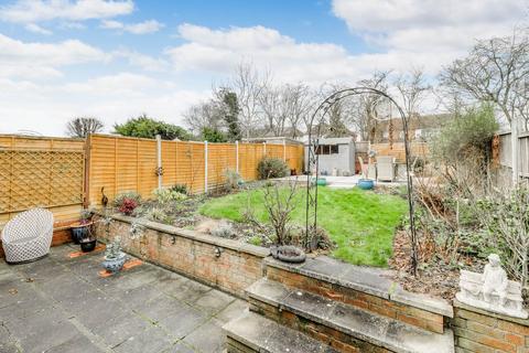 3 bedroom semi-detached house for sale, Vandyke Close, Milton Keynes MK17