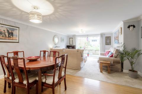 3 bedroom semi-detached house for sale, Vandyke Close, Milton Keynes MK17