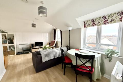 2 bedroom penthouse for sale, Hamlet Way, Stratford-upon-Avon CV37