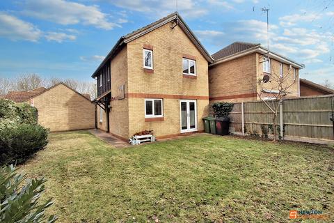 8 Swallowfield, Werrington, Peterborough, PE4 5BN