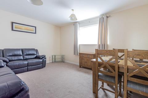 2 bedroom apartment to rent, The Landings, Penarth