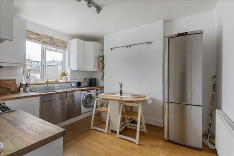 2 bedroom apartment for sale, Margravine  Gardens , Hammersmith, London , W6