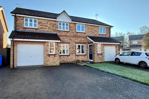 3 bedroom semi-detached house for sale, Potter Close, Market Weighton, York